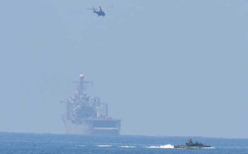 中国在南海军演美国派遣航母前往演习 看传媒新闻网