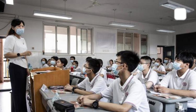 中国教师，学生，上课，教室