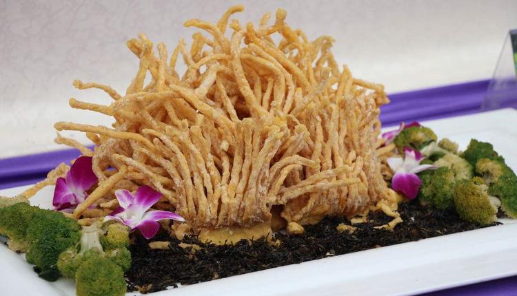 烤珊瑚鱼（图片来源：微博截图）