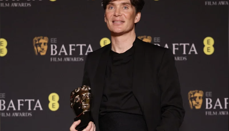 席尼墨菲以“奥本海默”在英国影艺学院电影奖得到最佳男主角