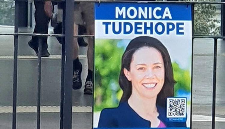 莫妮卡（Monica Tudehope）的選舉公告牌